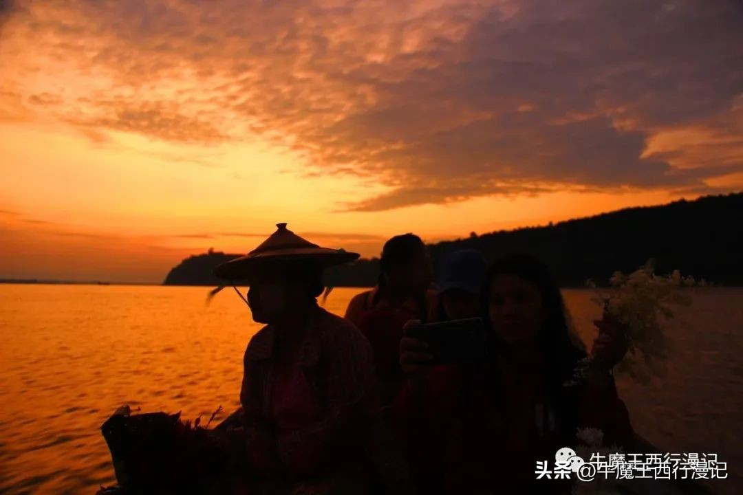 朝霞最美,最美朝霞歌曲