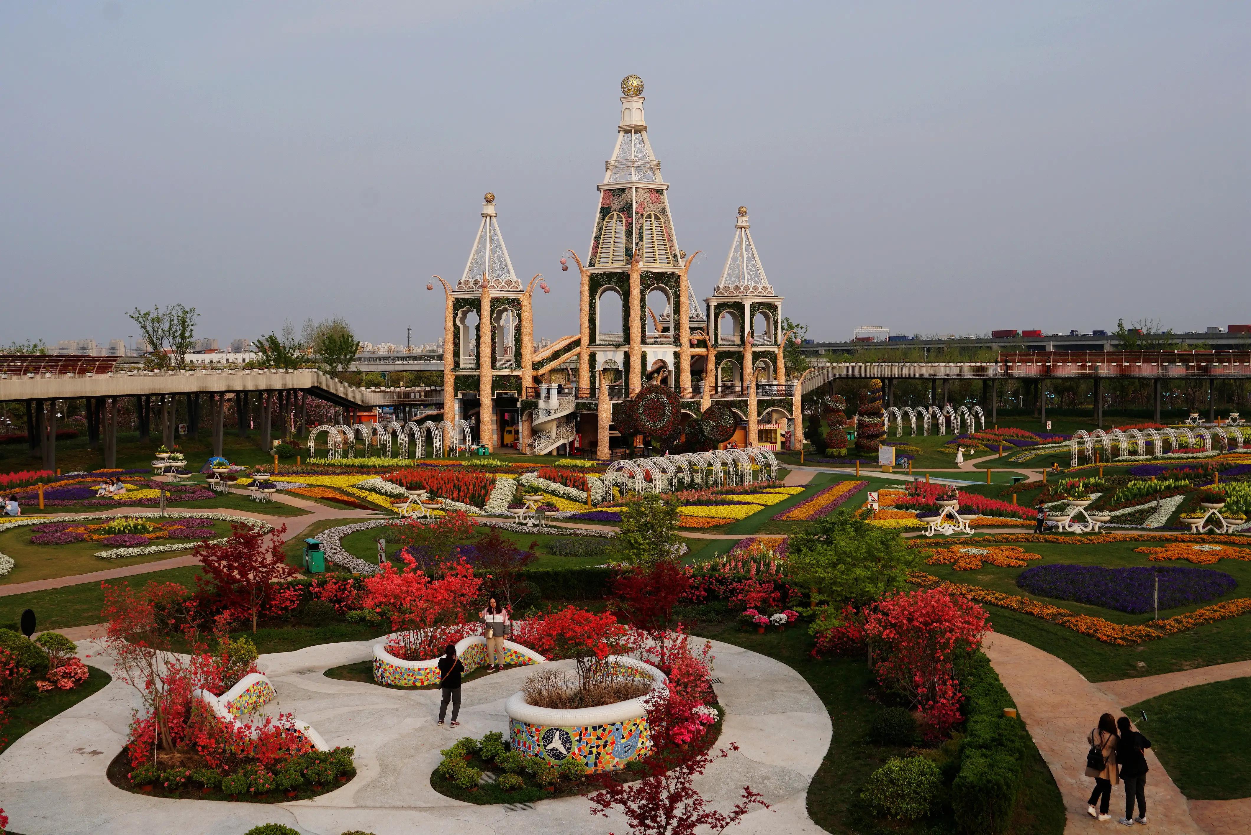 坐上海地铁有哪些好玩的地方,坐地铁去上海哪里玩最合适