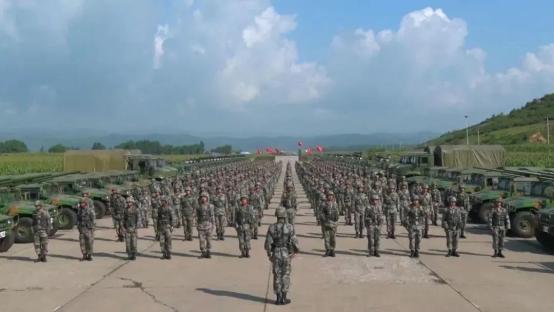 中国部队都装备过哪些冲锋枪,解放军部队装备的冲锋枪