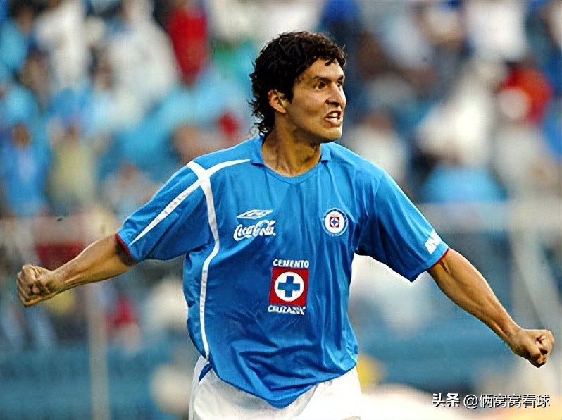 世界足坛致敬马拉多纳,足坛众星致敬布冯