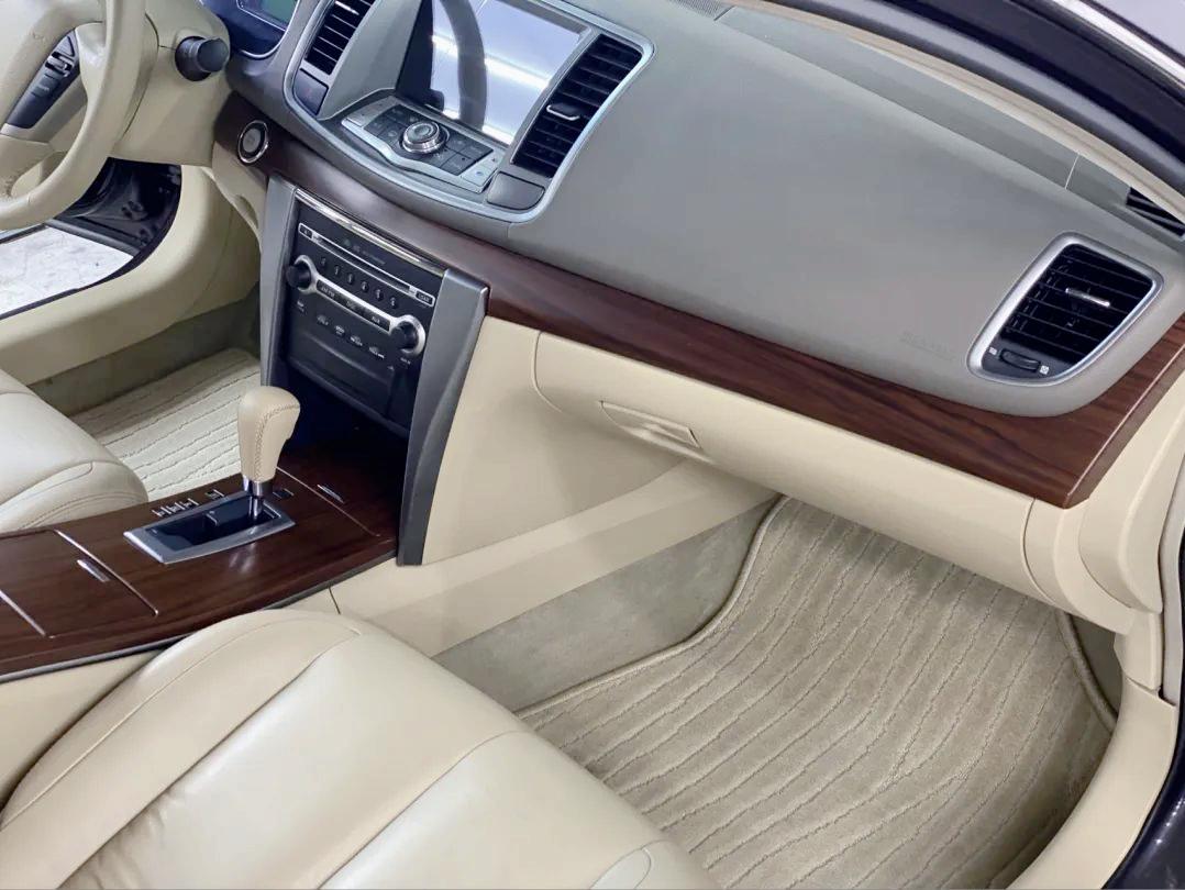 09天籁全车翻新整改多少钱,日产天籁自己撞烂了维修多少钱