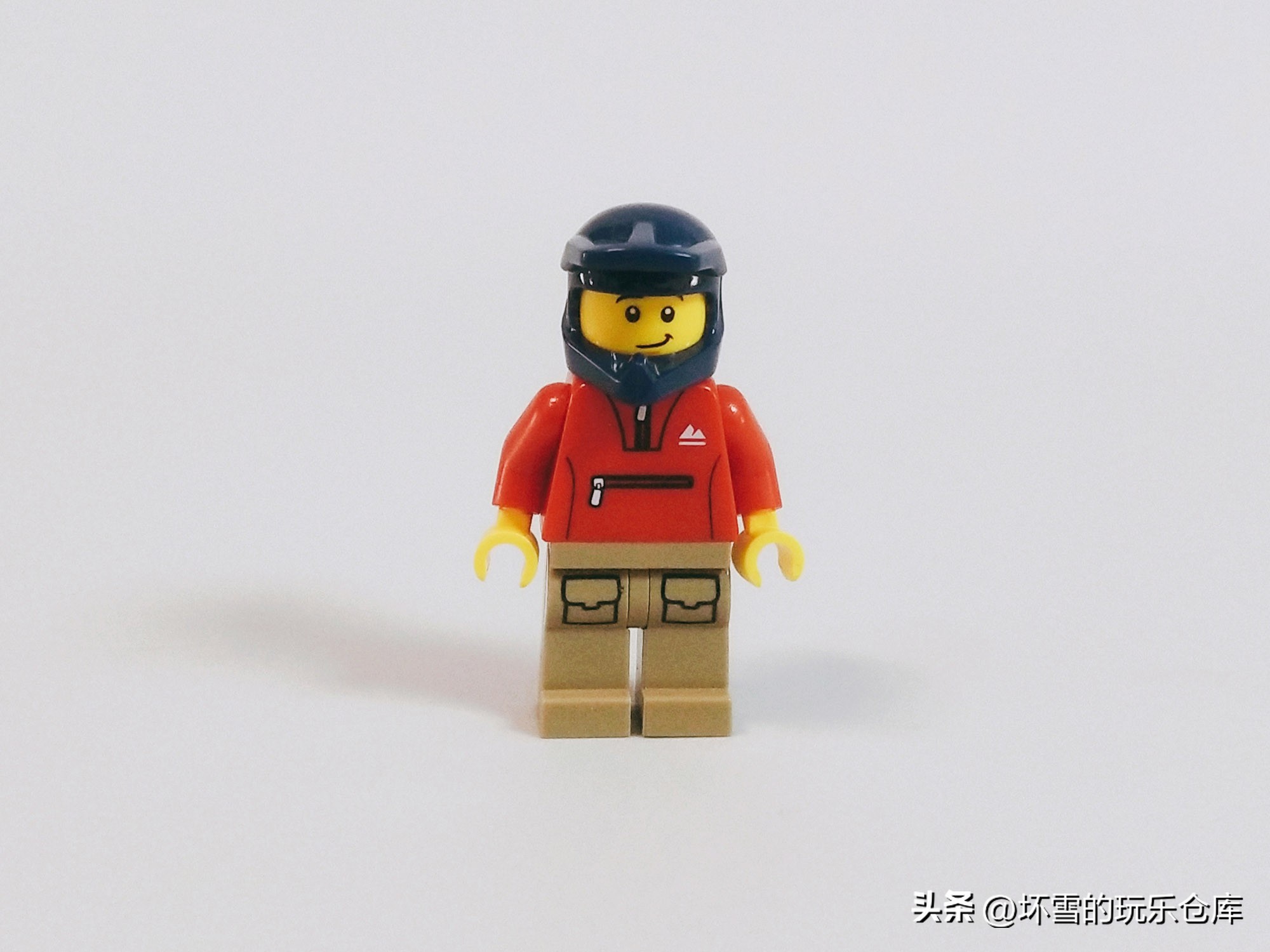 乐高赠品零件分哪盒,乐高赠品救护车