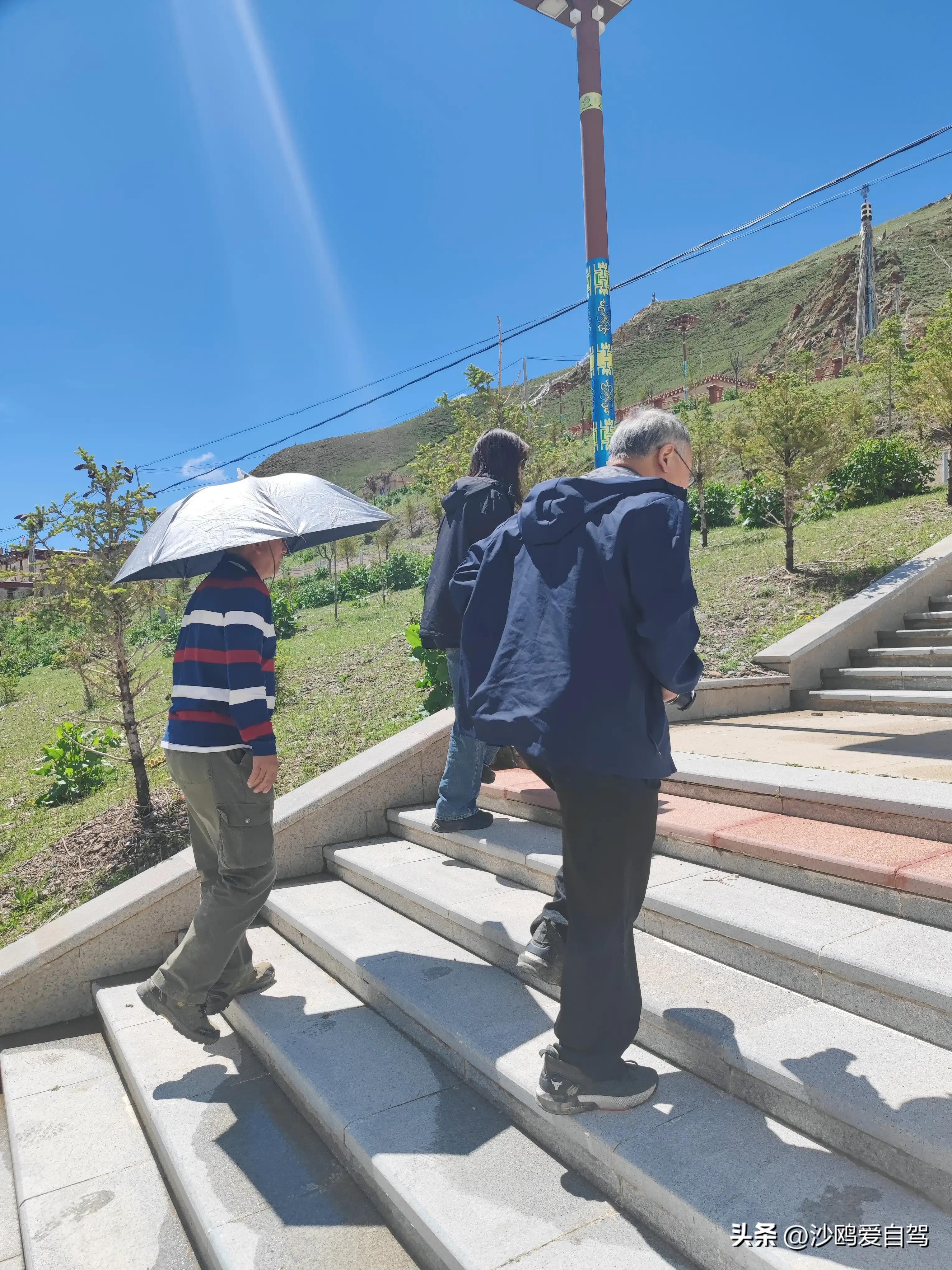 西藏自驾游三大圣湖,自驾西藏行摄之旅米堆冰川