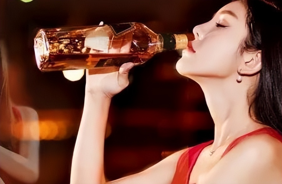 吃什么水果可以让皮肤变好,女性皮肤变好多吃什么水果