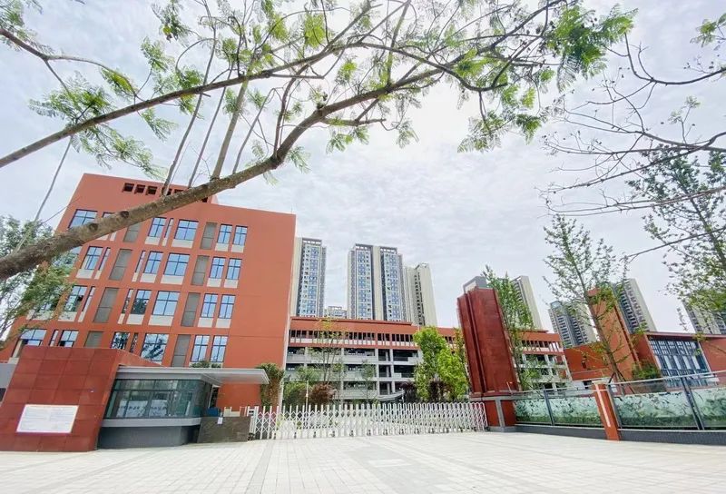 300万左右的房子值得买吗,300万能买哪些改善房