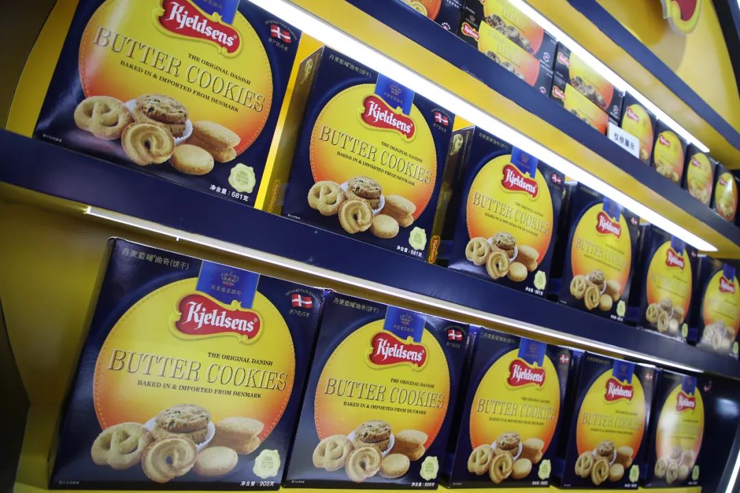 费列罗巧克力被曝光,费列罗黑莎巧克力