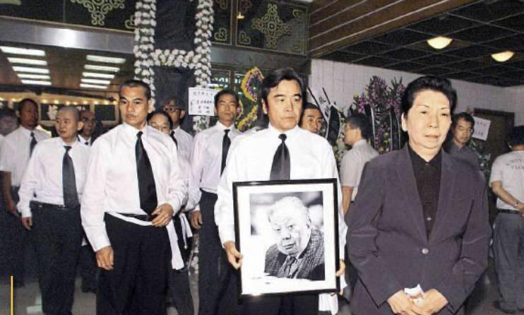 娶小三十岁妻子,娶小三十岁的妻子