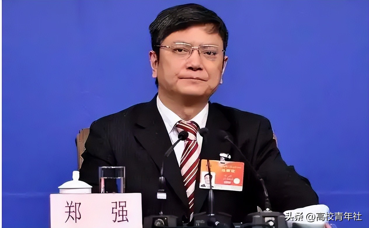 大一新生开学军训应该做什么,大一开学第一天干嘛