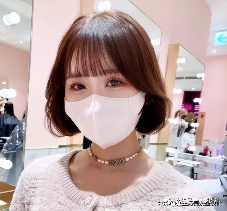 烫短发内扣的步骤,烫外翻内扣卷发教程短发