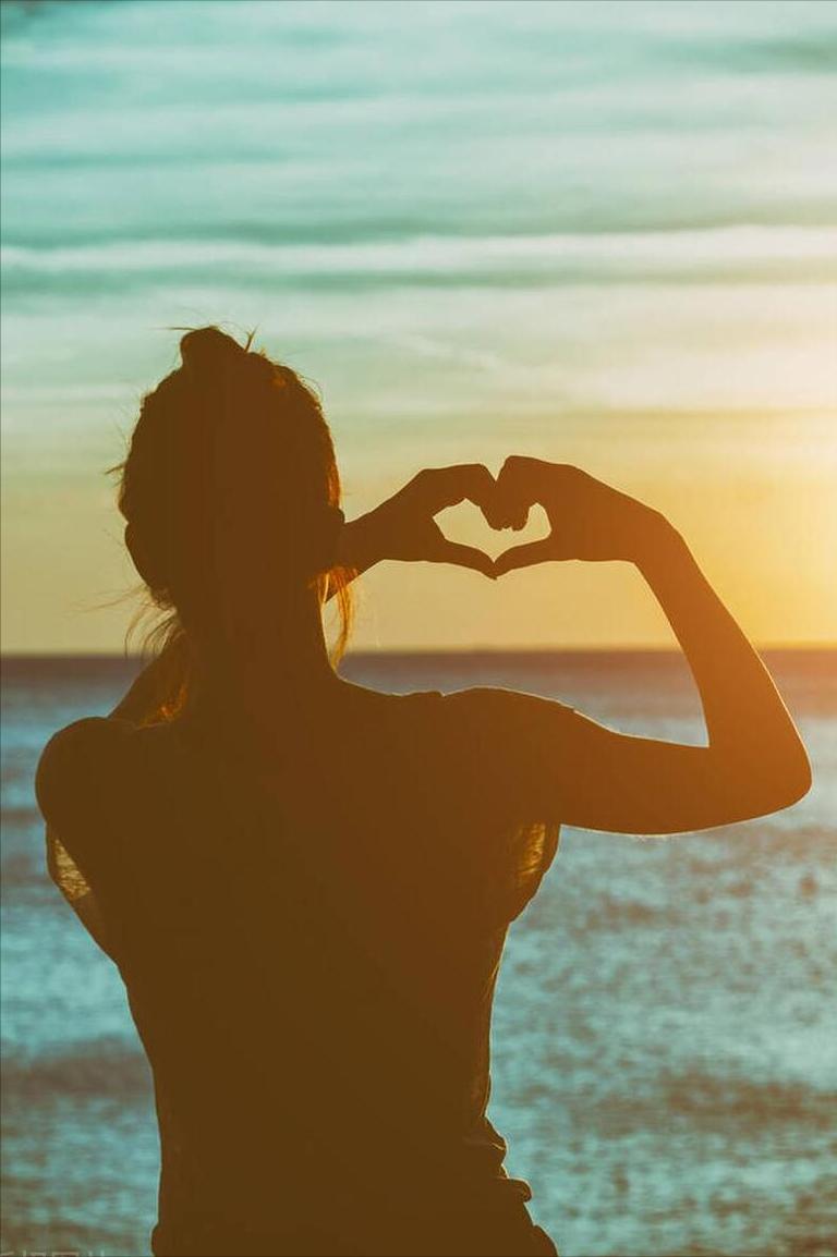 人一生有多少种爱的可能,人的一生遇到爱并不稀罕