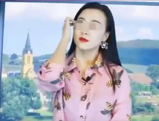 2022年海王女幼师情人节收到20万转账,对象竟是47位男性家长