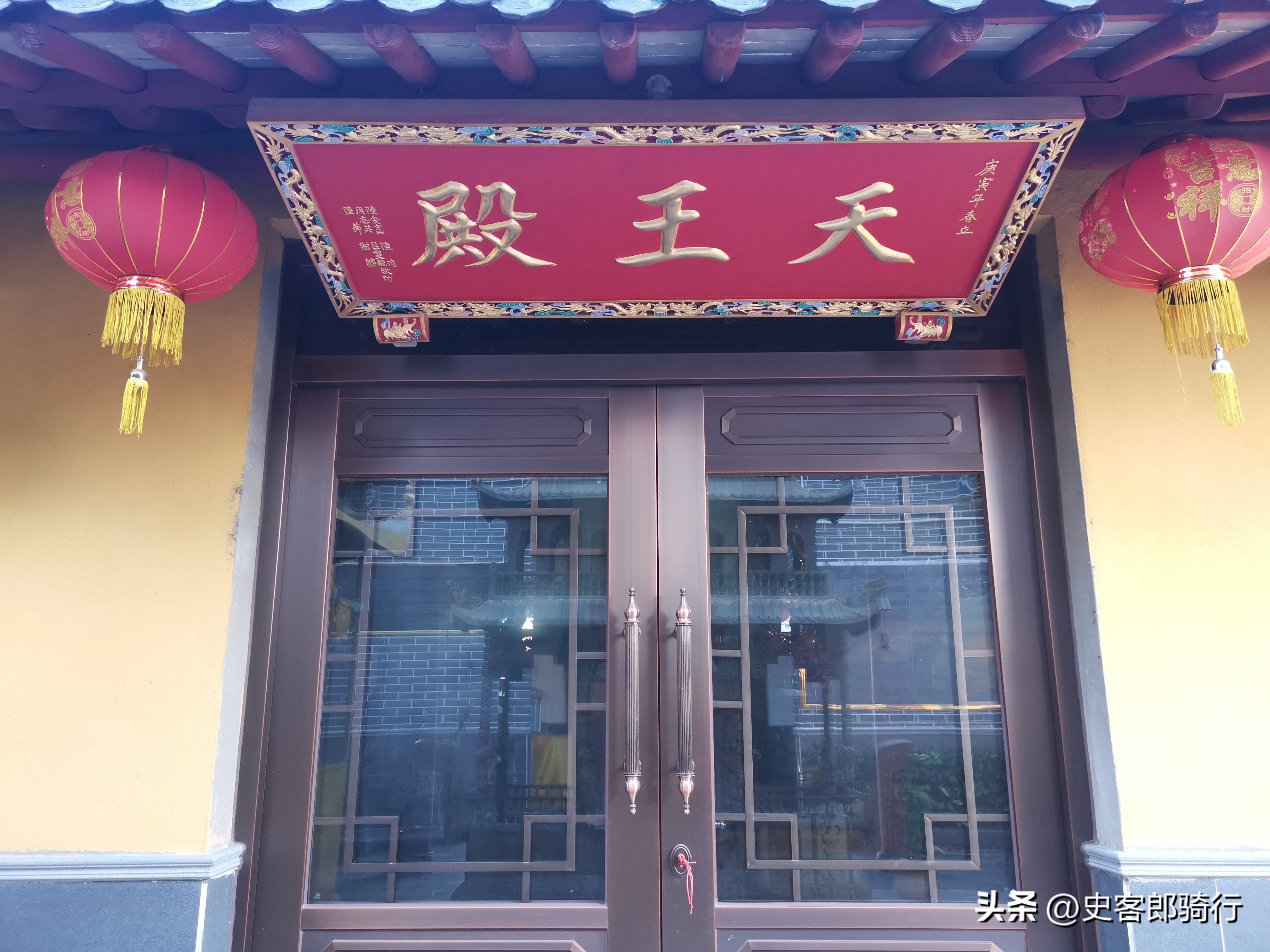 崇明骑行的视频,骑行崇明岛一圈多少公里