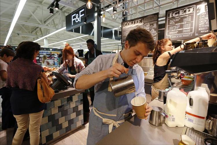 美经济面临衰退风险,2023严峻的经济形势