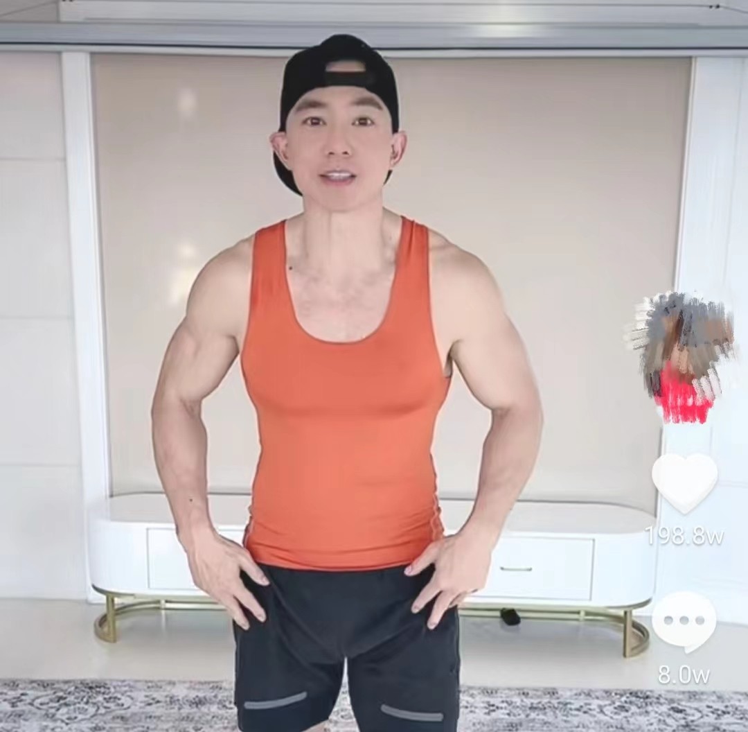 刘畊宏健身操教学女孩,刘畊宏健身操每天跳一遍会怎样