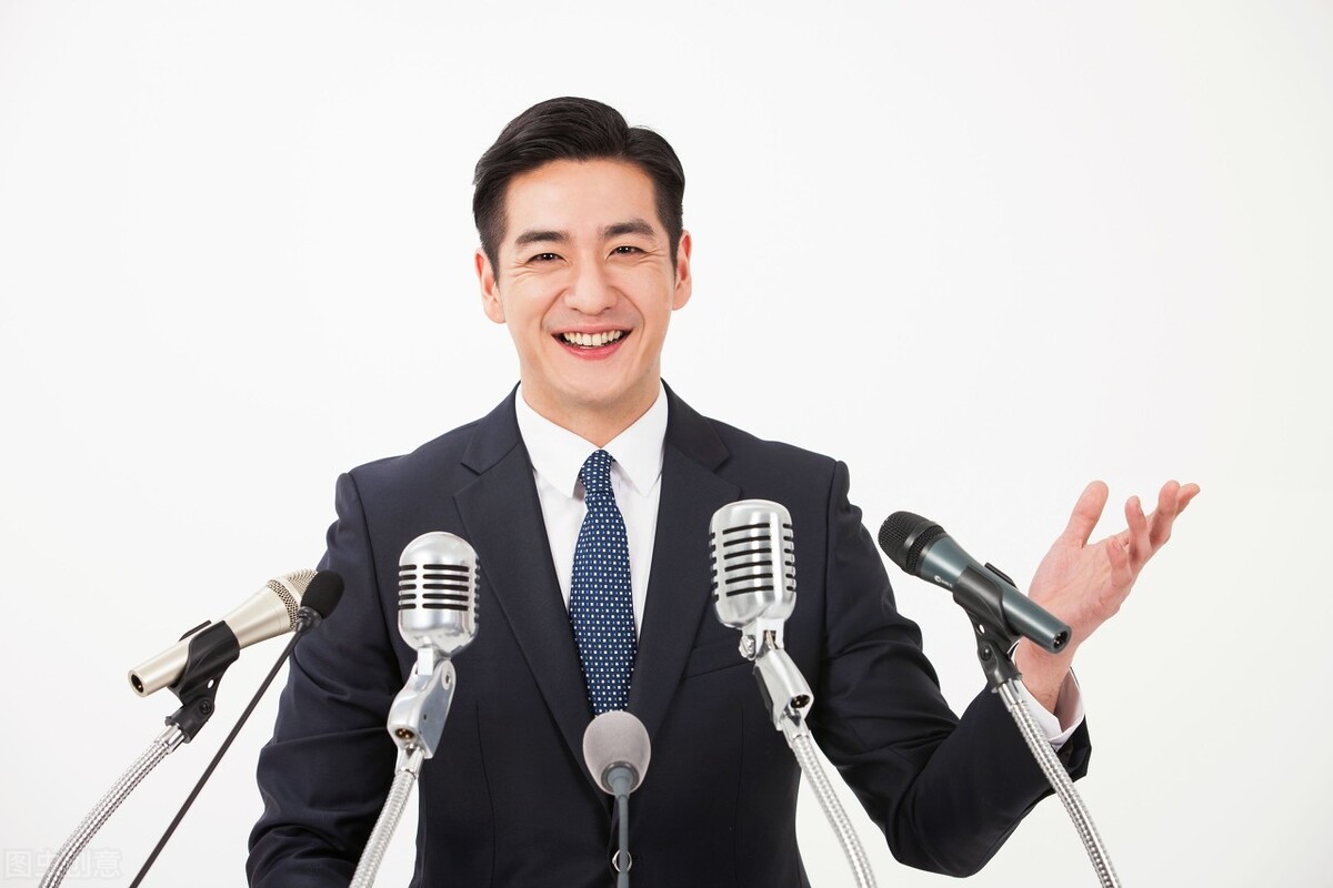 当众演讲紧张怎么办？10个方法技巧（建议收藏）