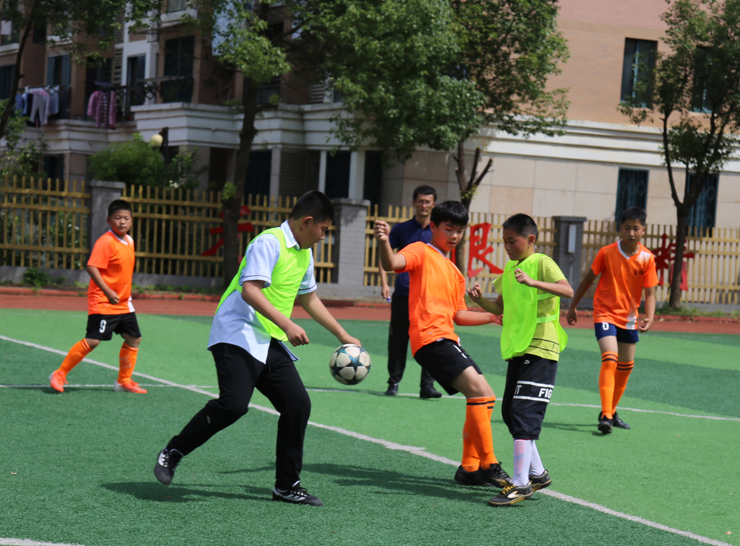 前进小学五育并举,东方红小学6+1实践活动