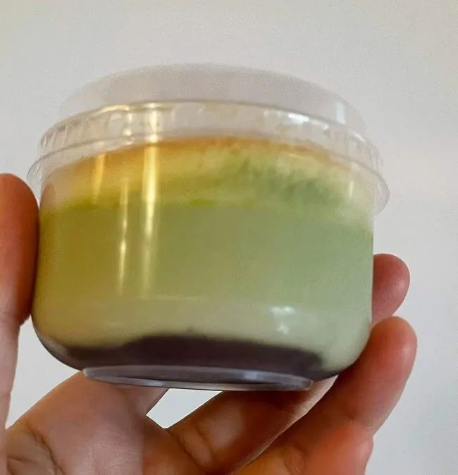 1人1天限购1个，要用身份证买的芝士蛋糕，是什么味道？