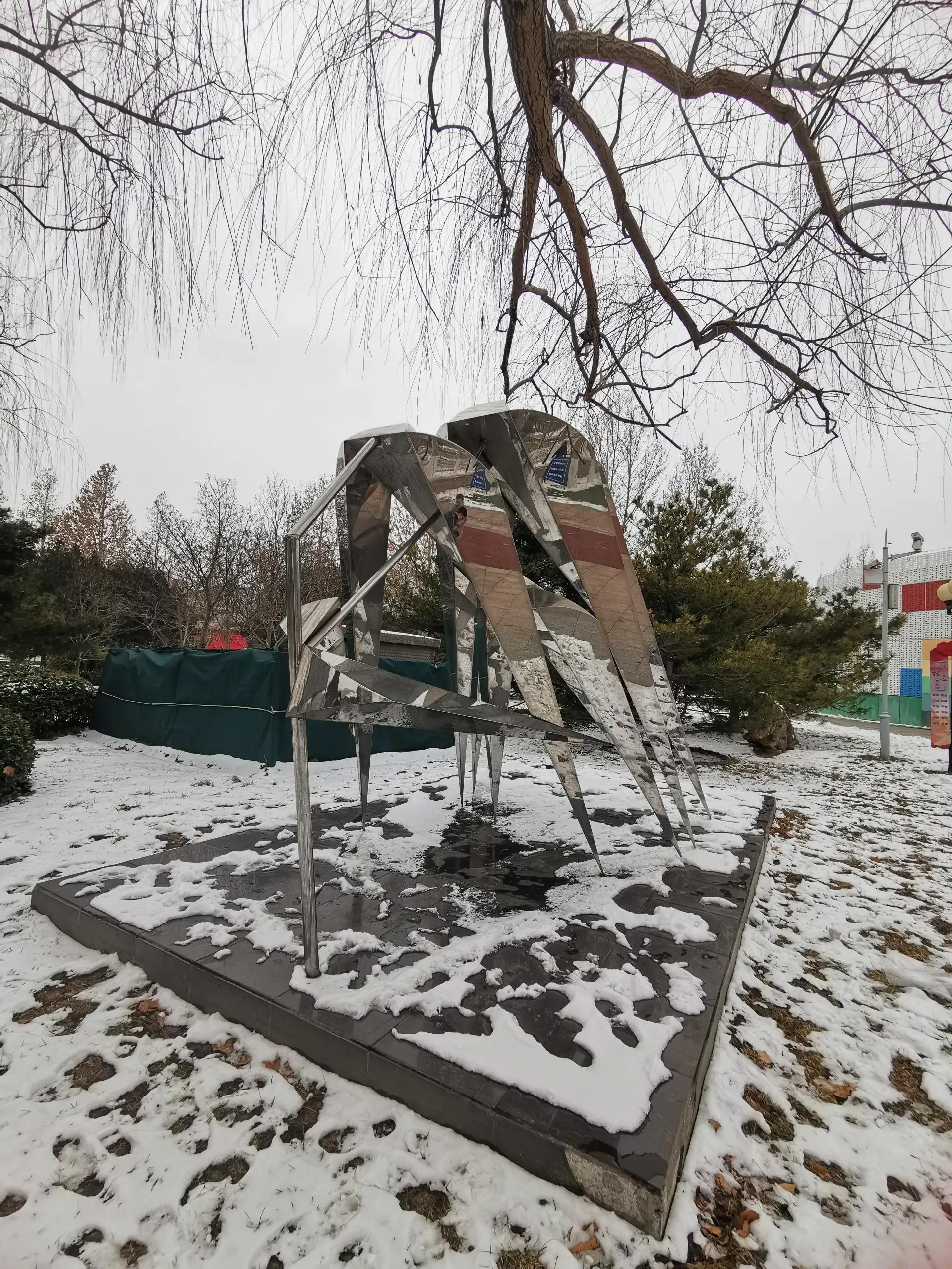 去北京雕塑公园坐几路车,北京石景山区雕塑公园相亲角