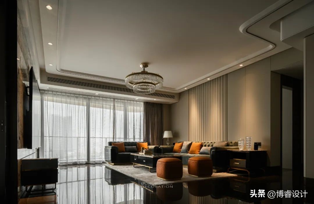 250㎡江景精装房改造,轻奢风格+收纳系统优化