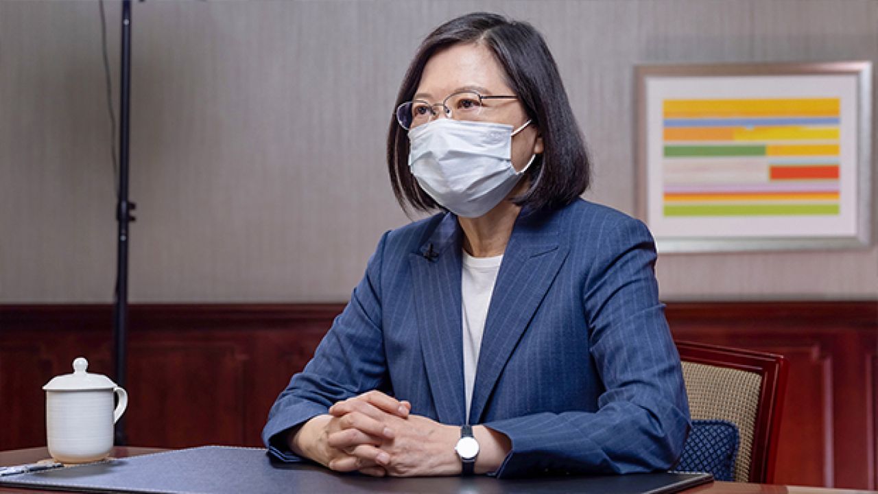 大陆顶格制裁后,台当局叫嚣“不接受干涉内政”,陈椒华:很荣幸