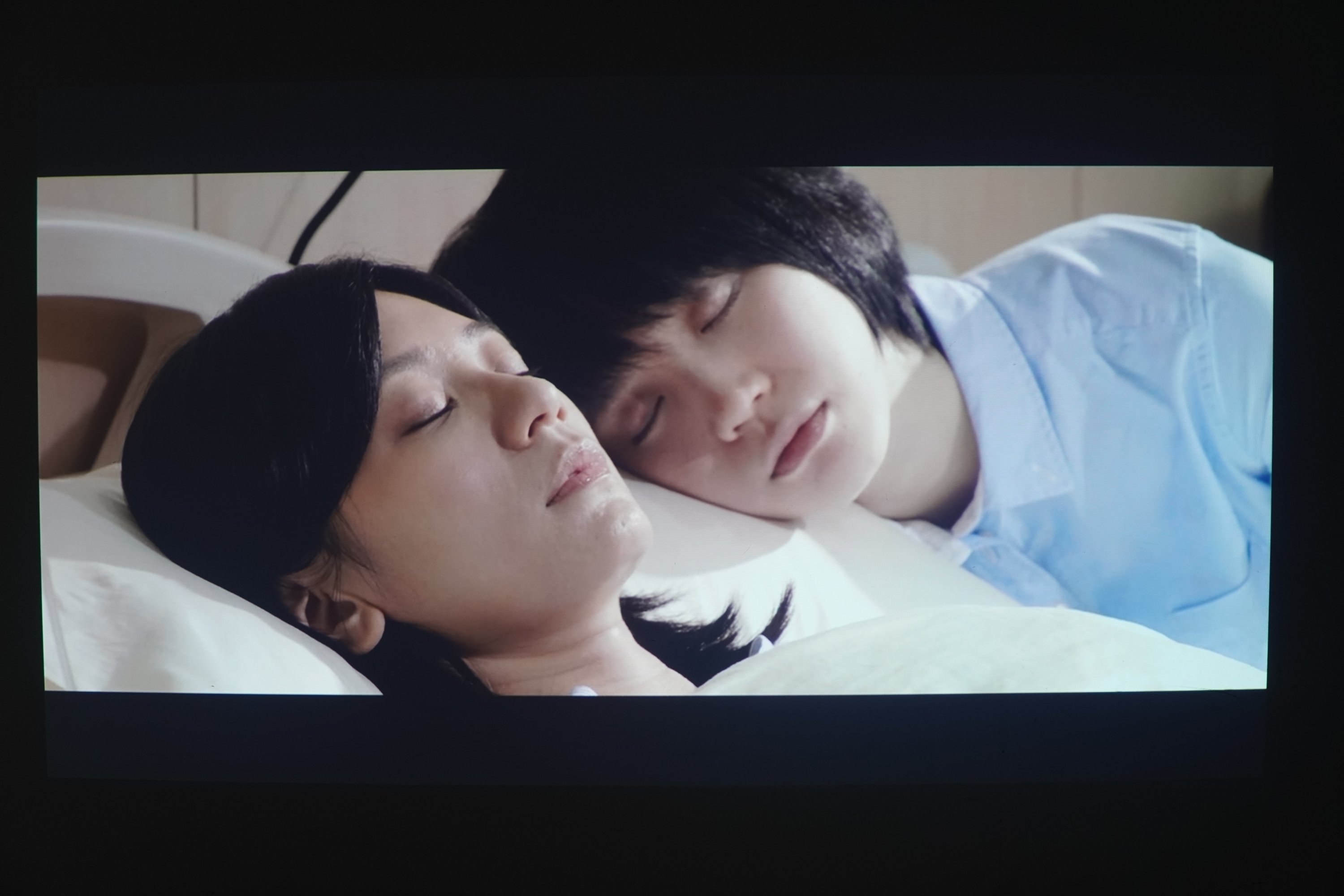 低成本实现老投影仪智能化——爱奇艺电视果6测评