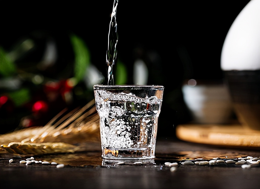 代理一款名酒要花多少钱？取决于以下几个因素