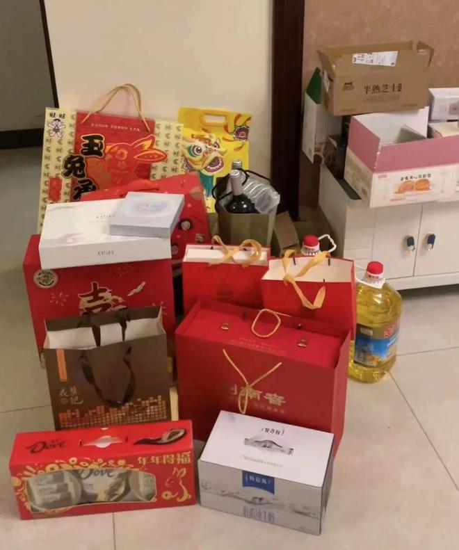 春节去亲友家送礼,小县城过年送礼送什么