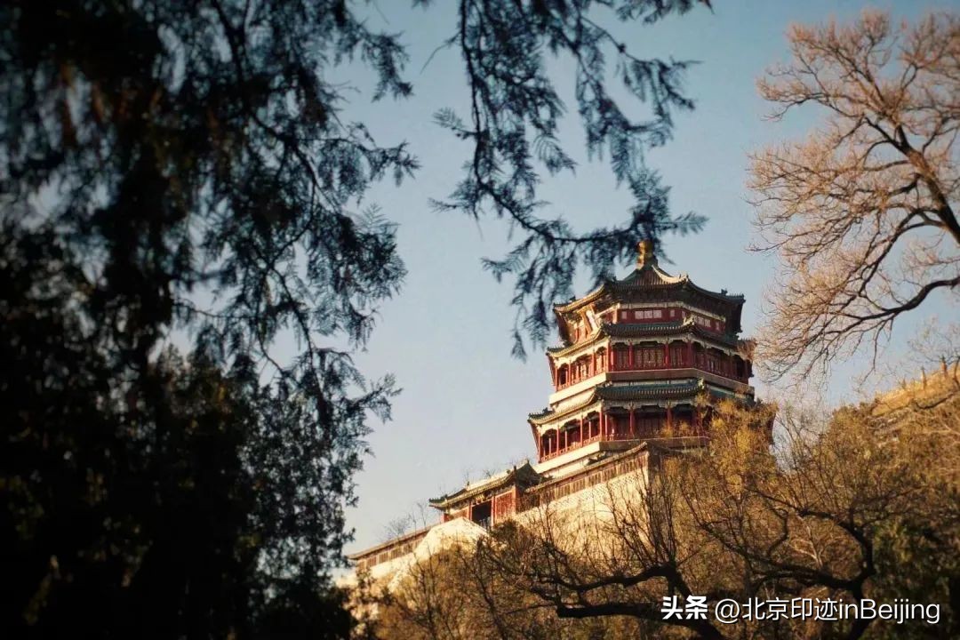 北京的秋朗读,北京的秋的夜晚