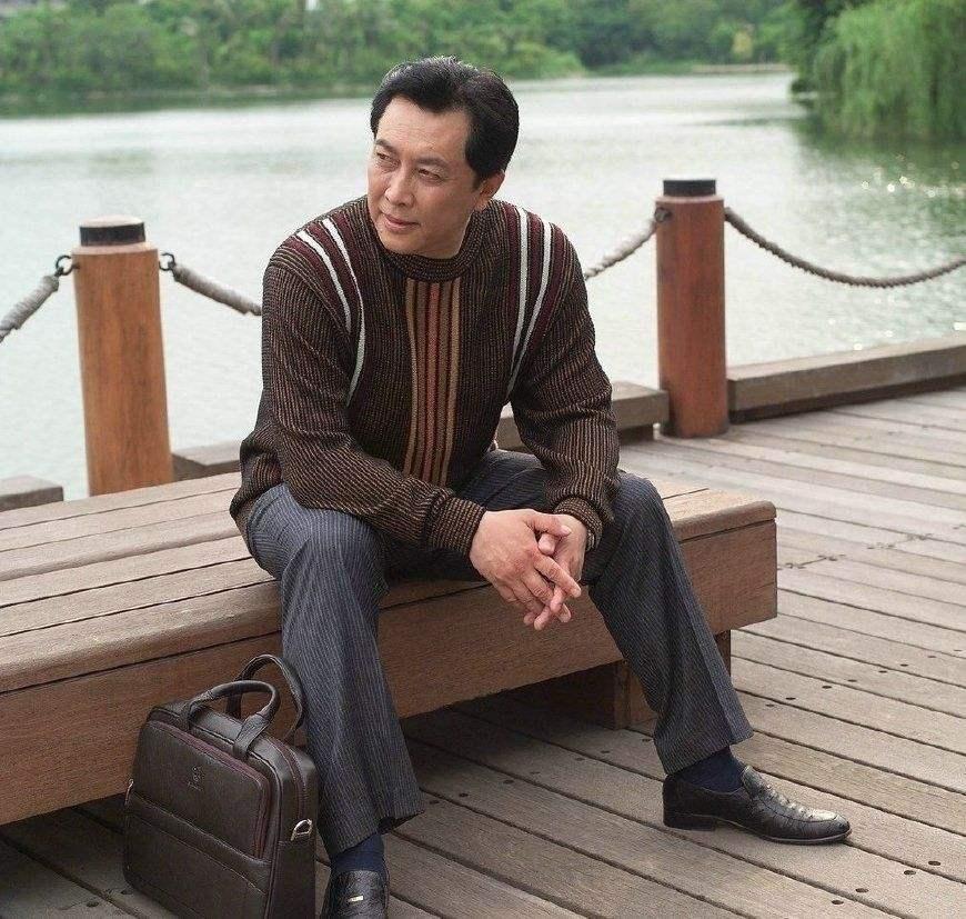 唐国强与唐莉现状,唐国强的女儿唐莉个人资料