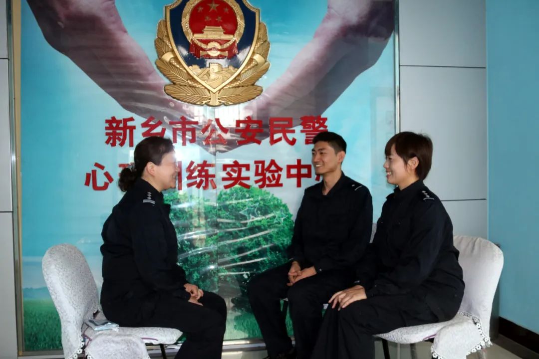 爱警暖警凝聚警心提高战斗力,爱警暖警行动