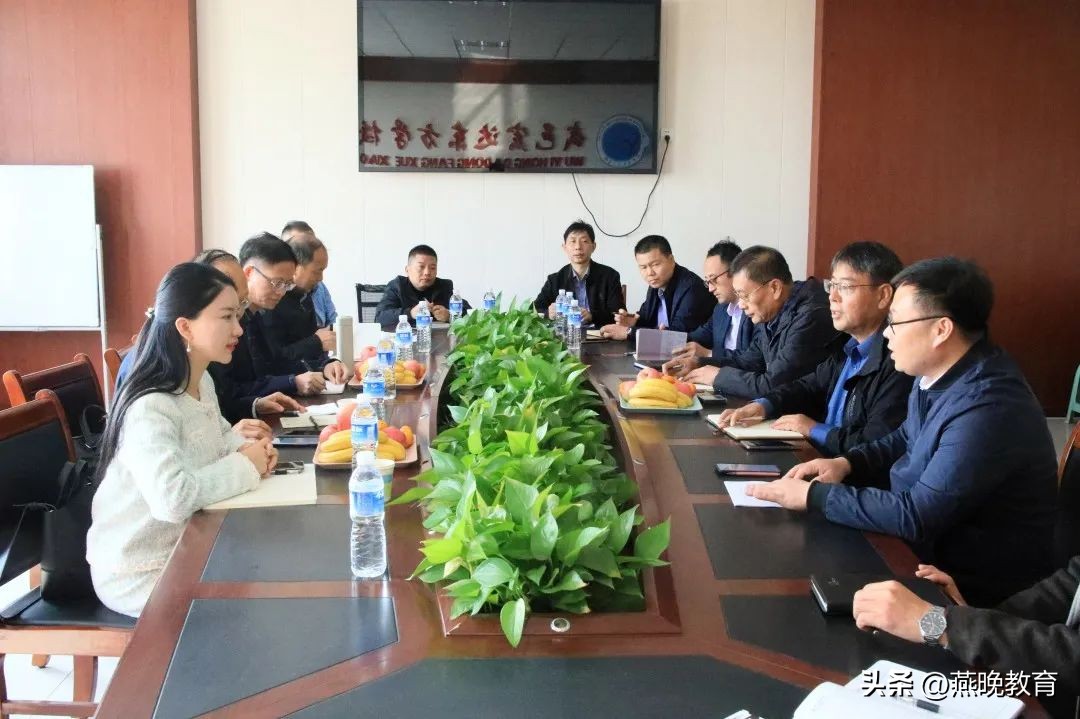 东莞育才教育集团到武邑宏达东方学校参观交流