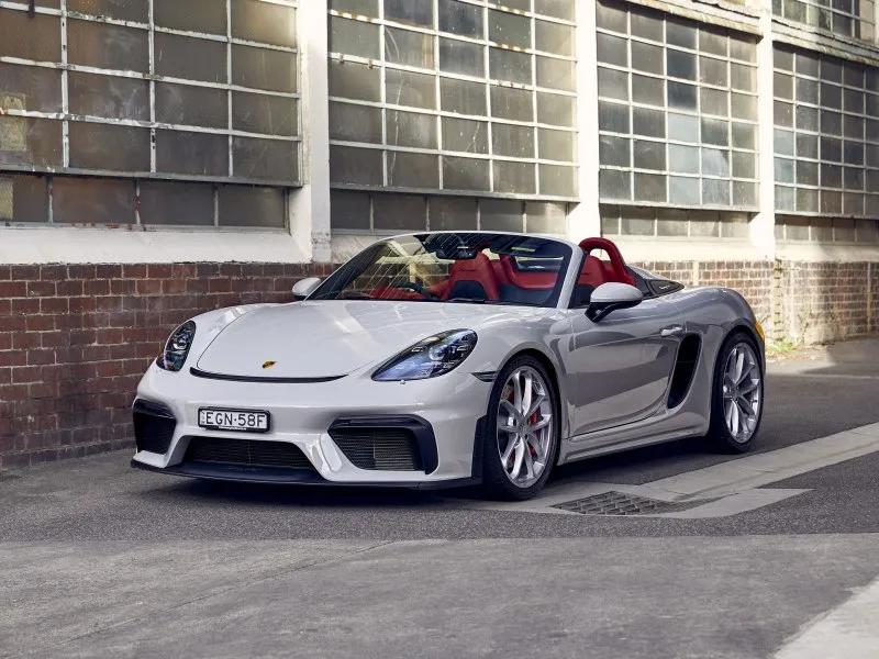 保时捷718boxster2.5t2022新款敞篷,奥迪tt敞篷和保时捷718boxster