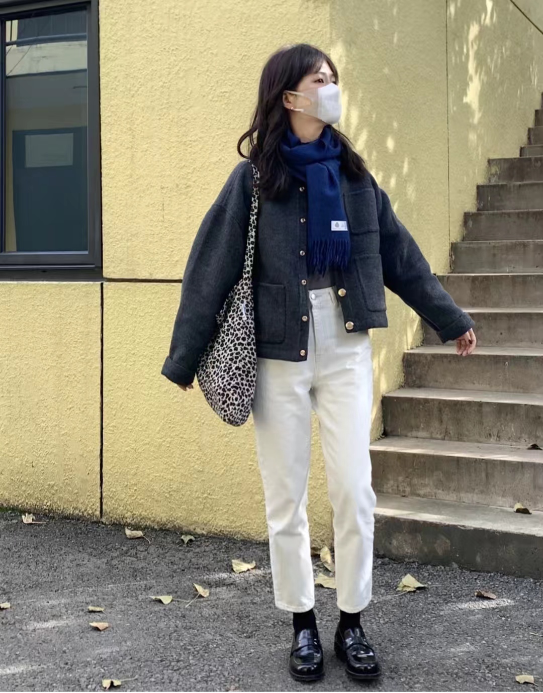 直筒牛仔裤搭配衣服视频大全,2021年直筒牛仔裤衣服搭配