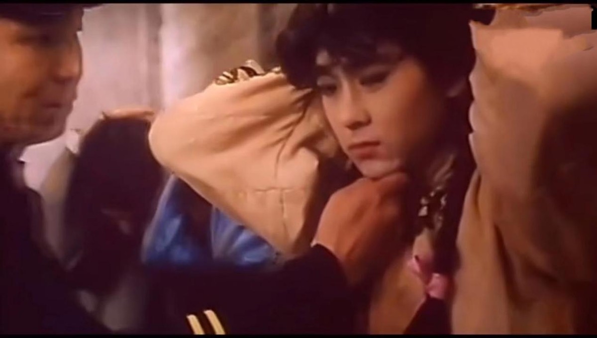 男扮女装最丑的十个男星,男扮女装惊艳的男星