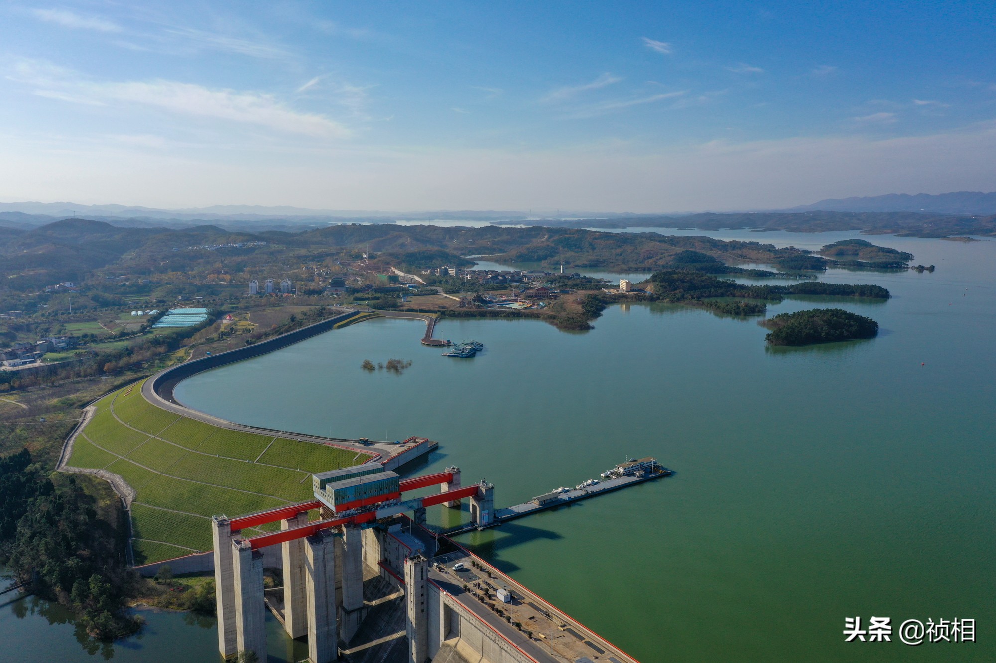 丹江口大坝最大坝高是多少,湖北丹江口市大坝视频