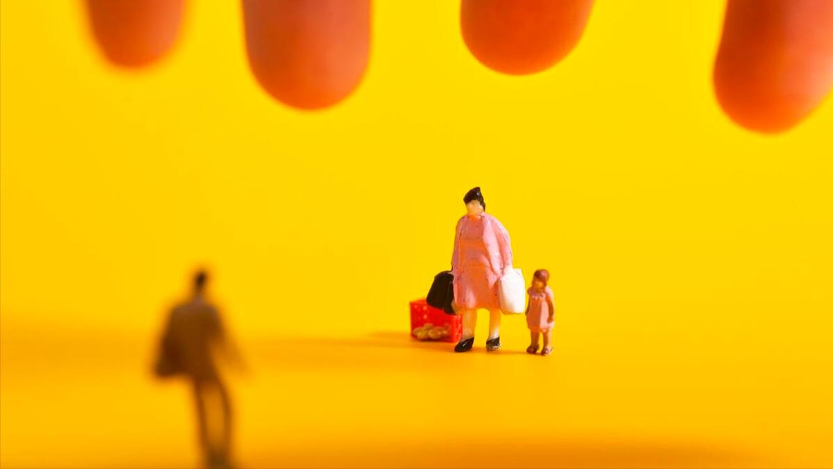 单亲家庭长大的孩子性格有问题,单亲家庭孩子两种人格