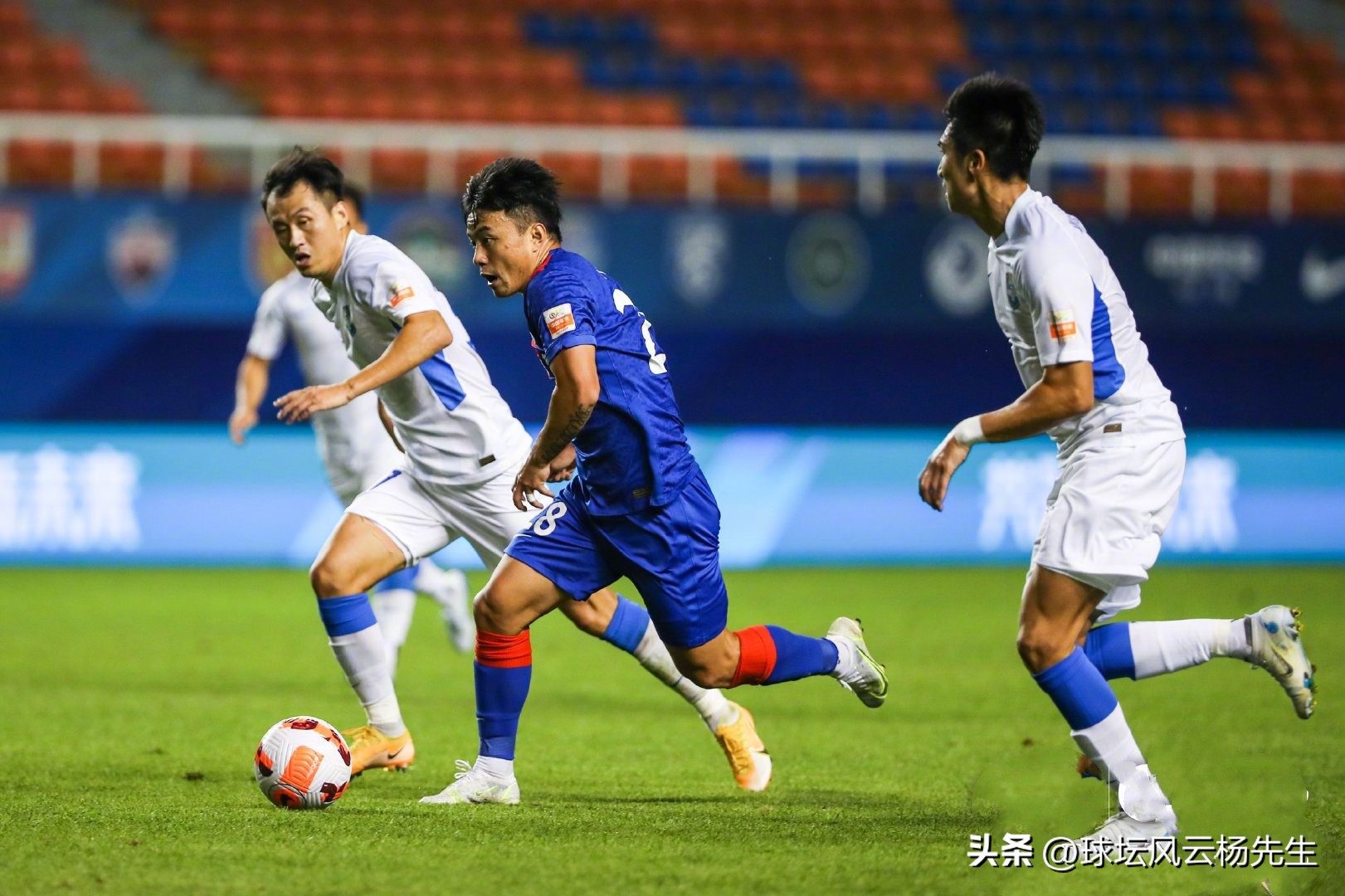 上海申花爆冷战平国安,上海申花3比0青岛队集锦