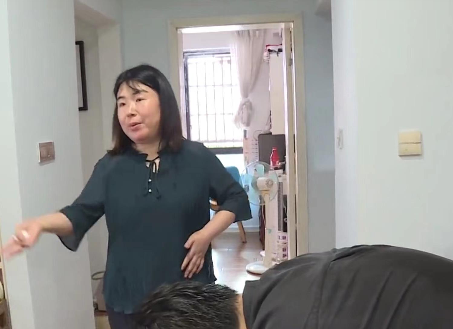 试管婴儿失败后，女子被赶出家门，有家人掺和的婚姻注定是悲剧