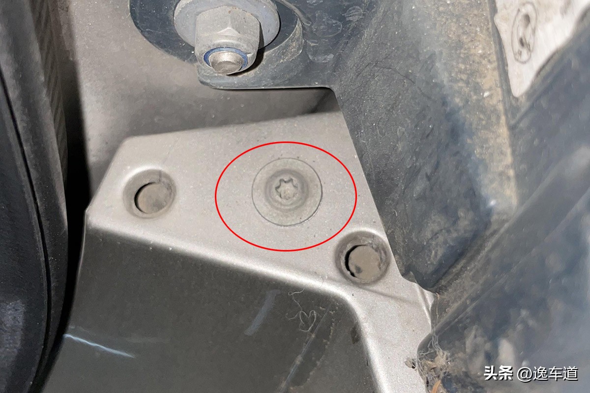 开了六年的宝马320如今只卖四折，划算吗？网友：买得起修不起