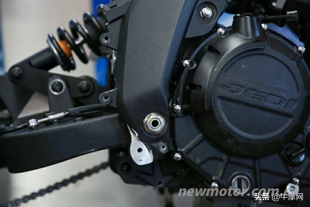 杰迪k750摩托车仿赛试驾,国内最大仿赛车型杰迪visionk750