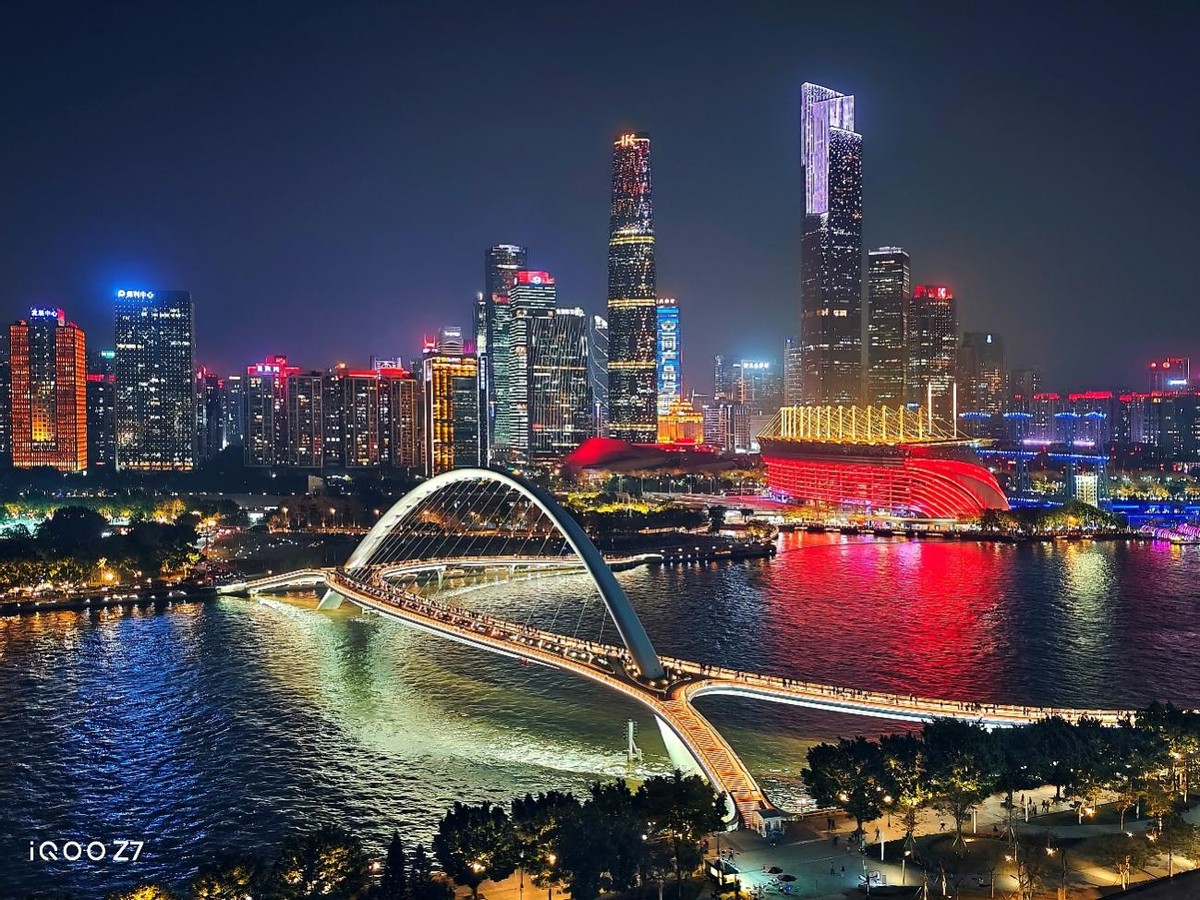 120w超级闪充vivoiqooz1x,iqooz7续航测试最新