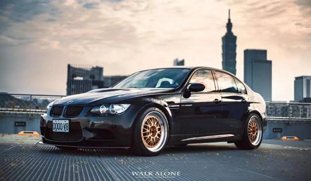 宝马e90m3四门,宝马e90m3区别