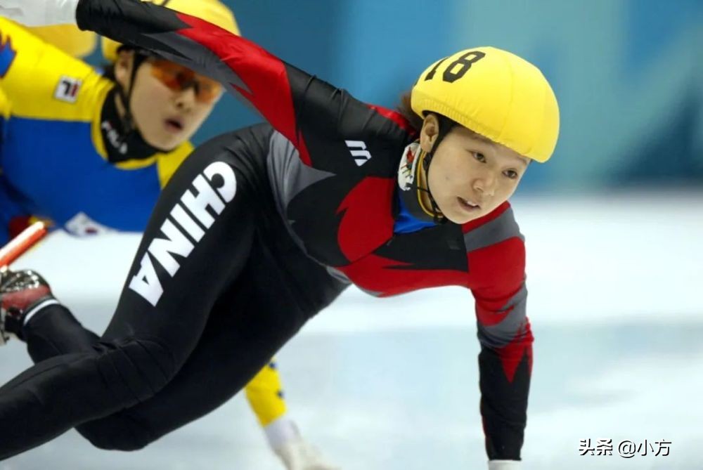 中国冬奥会明星事迹,冬奥会冰雪英雄都有谁