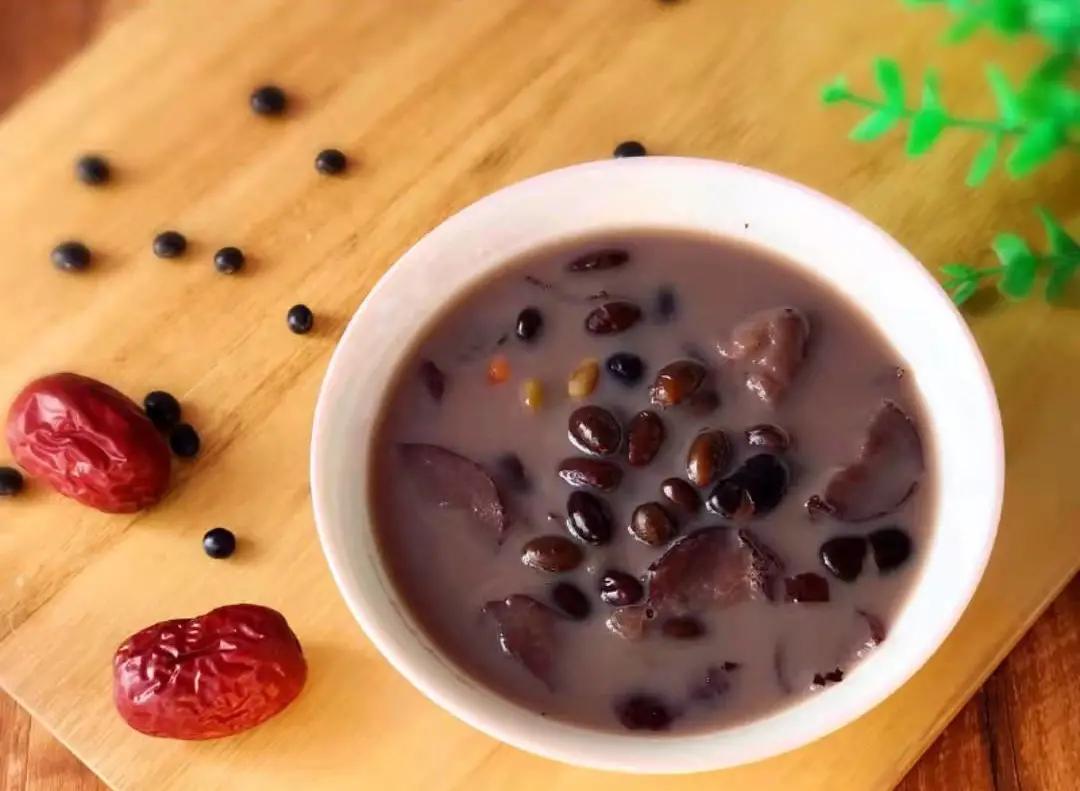 40岁女性吃哪些零食比较好,滋阴的零食有哪些