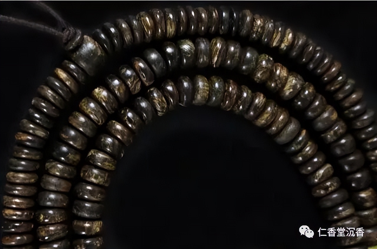正宗沉香手串的价格多少,越南沉香手串价格表大全