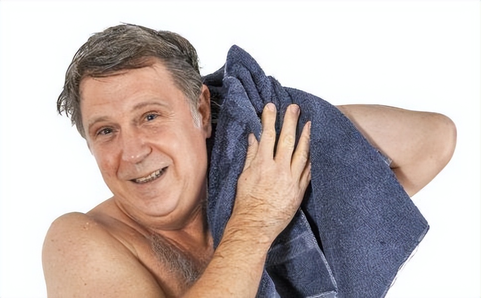 皮肤上长出肉疙瘩怎么办,皮肤上长肉疙瘩如何正确解决