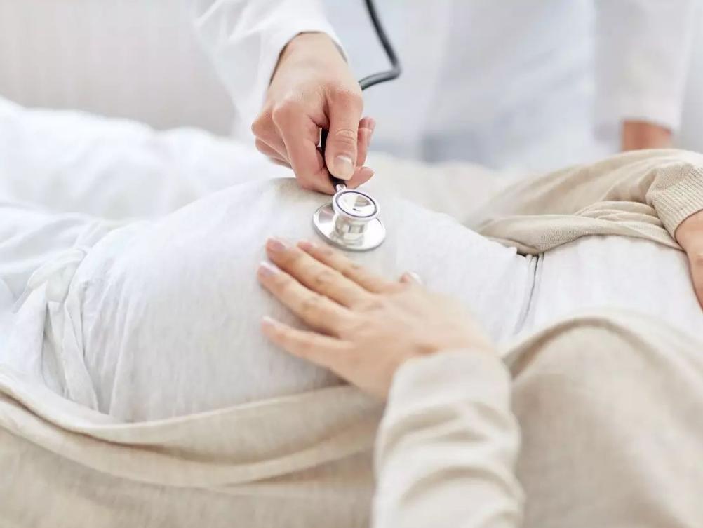 女性“巨阴症”，能不能够生育？医生提醒：3种情况要重视