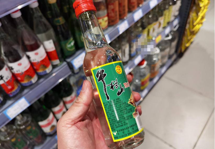 几十块牛栏山哪个酒最好喝,100元的牛栏山都是勾兑酒吗