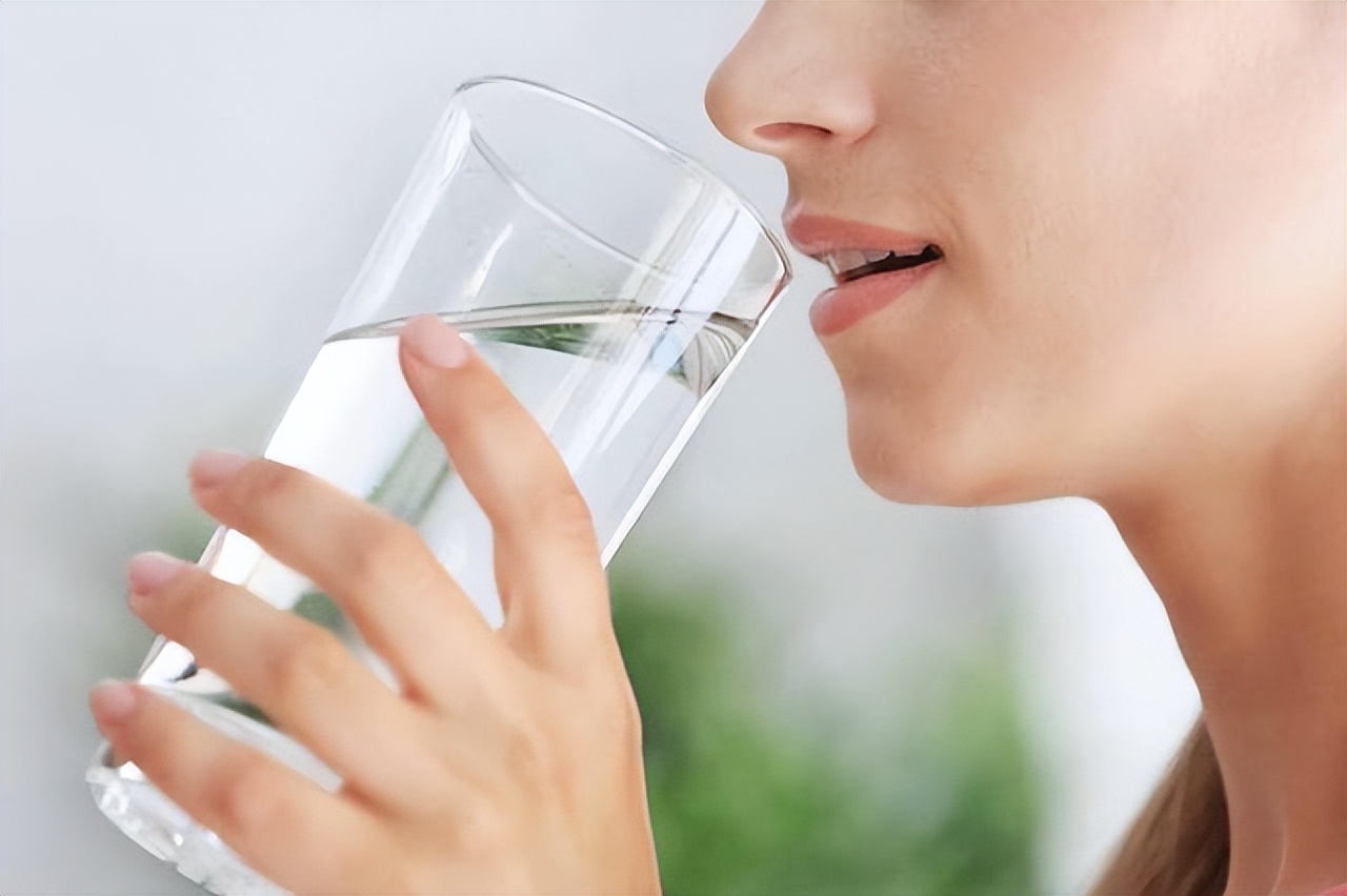 尿液发黄是不是身体有炎症,尿液发黄难闻什么原因