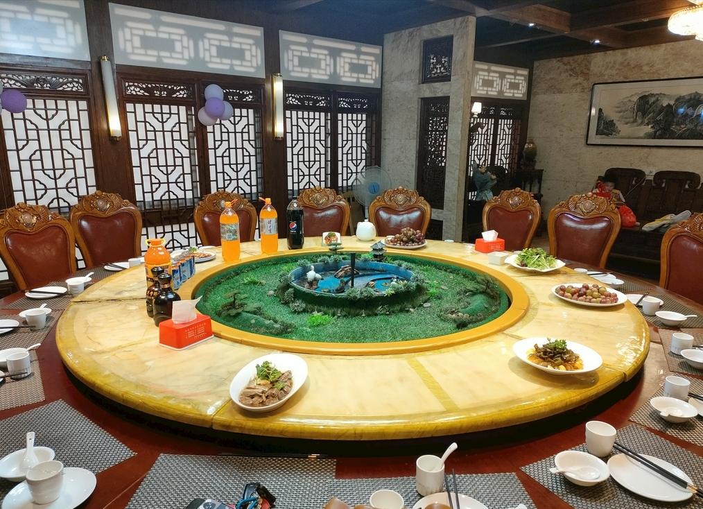 贵州高山流水敬酒会醉吗,贵州千户苗寨高山流水敬酒方式